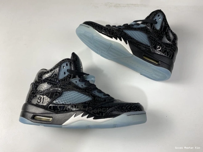 633068-010 AIR Jordan Retro 5 Doernbecher 0530